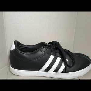 Black Adidas Sneakers size 9